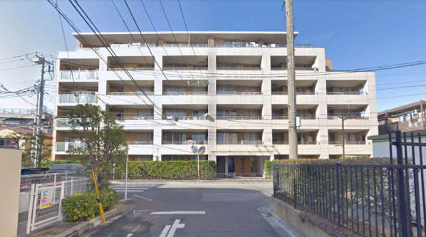 ヒルズ金町外観１｜ヒルズ金町は平成１３年築の地上６階建てマンションです。常磐線・金町駅が徒歩圏内です。金町駅周辺には東京理科大学があり、商業施設も充実してきました。京成金町線・柴又駅も徒歩圏内です。