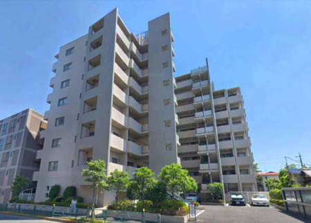 上石神井ガーデンハウス外観１｜上石神井ガーデンハウスは平成７年築９階建てマンションです。新青梅街道沿いにあります。上石神井駅徒歩圏内です。