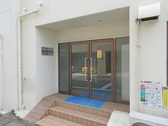 西荻サンケーマンションエントランス１｜エントランスです。