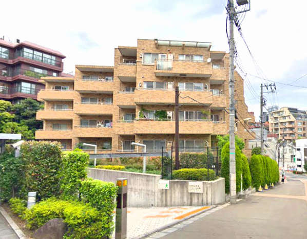 サンクタス広尾常磐松イーストコート外観２｜サンクタス広尾常磐松イーストコートは平成１３年完成の５階建てマンションです。周辺は閑静な住宅街です。表参道、渋谷駅が徒歩圏内です。