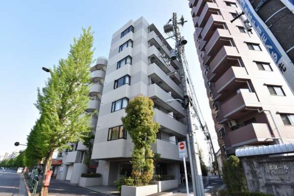 グロリオール荻窪外観２｜グロリオール荻窪は平成２年築、地上７階建てのマンションです。青梅街道に面しています。荻窪駅、南阿佐ヶ谷駅、阿佐ヶ谷駅が徒歩圏内です。