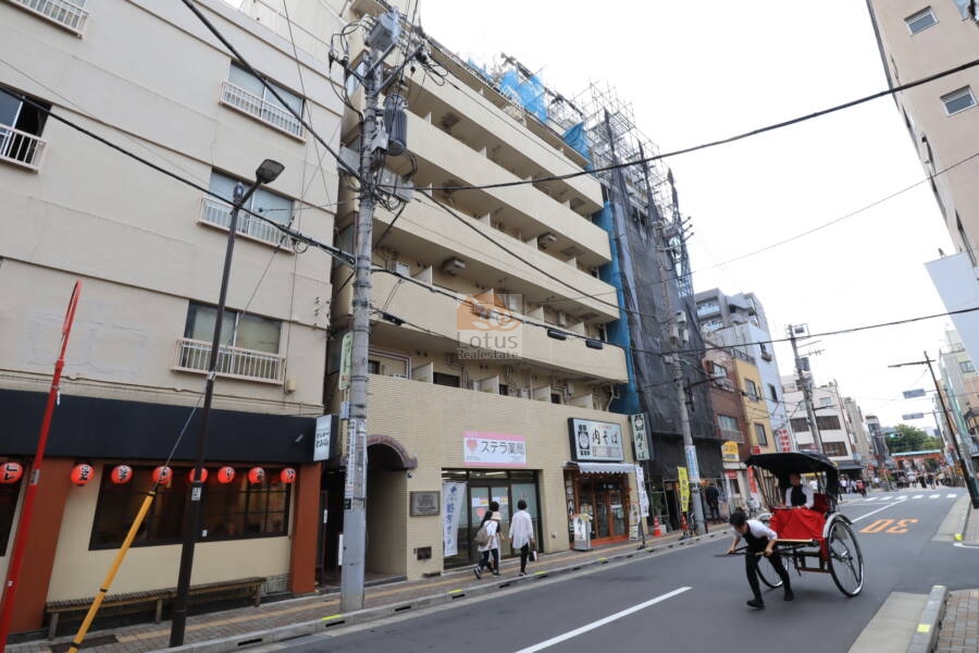 ライオンズマンション浅草駅前外観1｜ライオンズマンション浅草駅前は、昭和６１年築、１１階建てのマンションです。