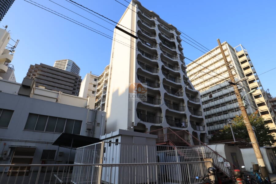 勝どきハイデンス外観1｜勝どきハイデンスは１１階建てのマンションです。清洲通りに面しています。大江戸線・勝どき駅至近の便利な立地です。