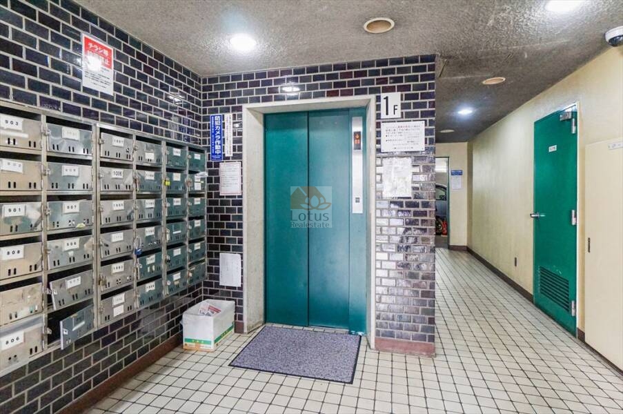 トーア錦糸町マンションエレベーター｜エレベーターがあります。