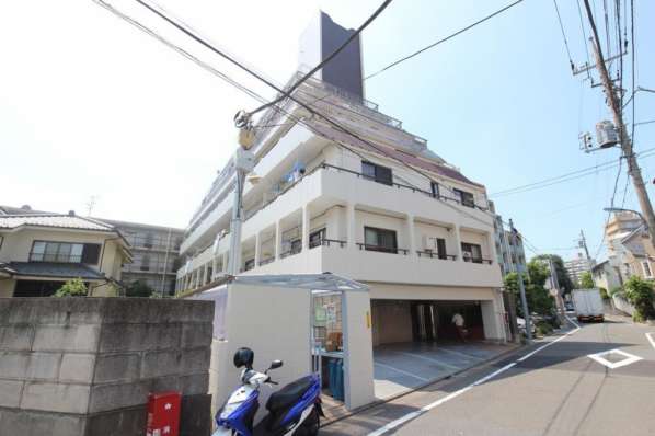 藤田ハイム豊玉外観１｜藤田ハイム豊玉は地上７階建てのマンションです。