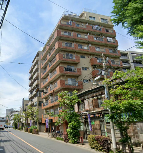 第３鶯谷泰寿院ハイツ外観３｜第３鶯谷泰寿院ハイツは地上１０階建てのマンションです。日比谷線「入谷」駅から徒歩５分圏内、山手線「鶯谷」駅徒歩１０分圏内とアクセスの良い立地です。