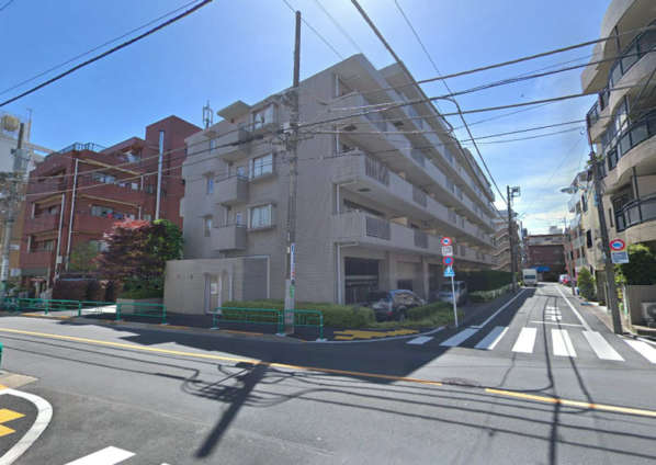 中野富士見町パークホームズ外観３｜中野富士見町パークホームズは平成１０年完成の地上６階建てマンションです。