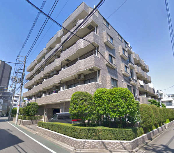 ライオンズプラザ日暮里外観２｜ライオンズプラザ日暮里は平成５年築、地上８階建てのマンションです。大通りから離れた静かな住環境です。