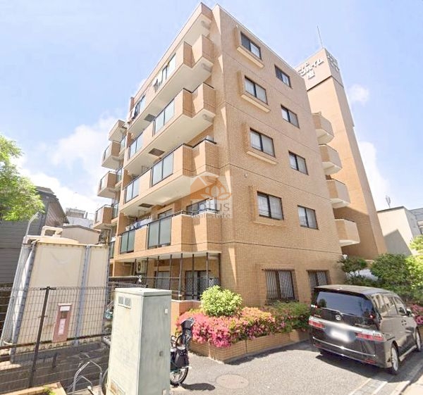 ニックアーバンハイム町屋は平成２年築、５階建のマンションです。周辺は閑静な住環境です。