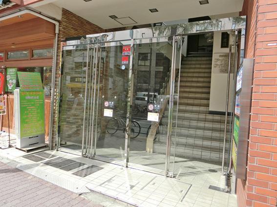 金子ハイツエントランス１｜エントランスです。