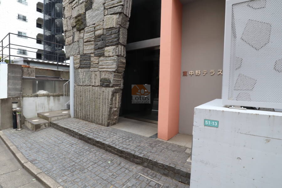 東中野テラスエントランス2