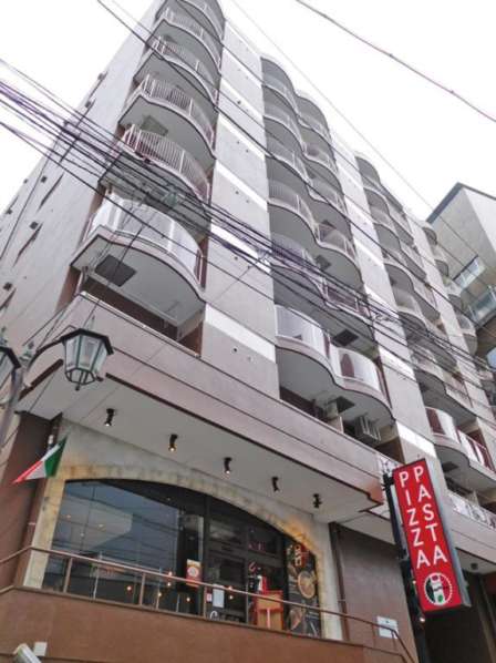 サンハイツ中野外観２｜サンハイツ中野は8階建てのマンションです。中野駅から徒歩3分の便利な立地が特徴です。周辺にはコンビニや飲食店など充実しています。