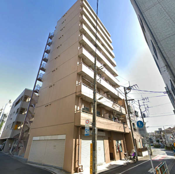 ライオンズマンション金町外観１｜ライオンズマンション金町は１０階建てのマンションです。北側に水戸街道が走っています。最寄り駅は京成金町線・金町駅、常磐線・金町駅です。駅周辺にはスーパーや飲食店があり以外に便利です。