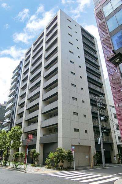 ブリリア日本橋浜町外観３｜ブリリア日本橋浜町は平成２５年築、地上１２階建てのマンションです。浜町公園、隅田川テラスが近くにあります。周辺はビル・マンションが立ち並んでいます。