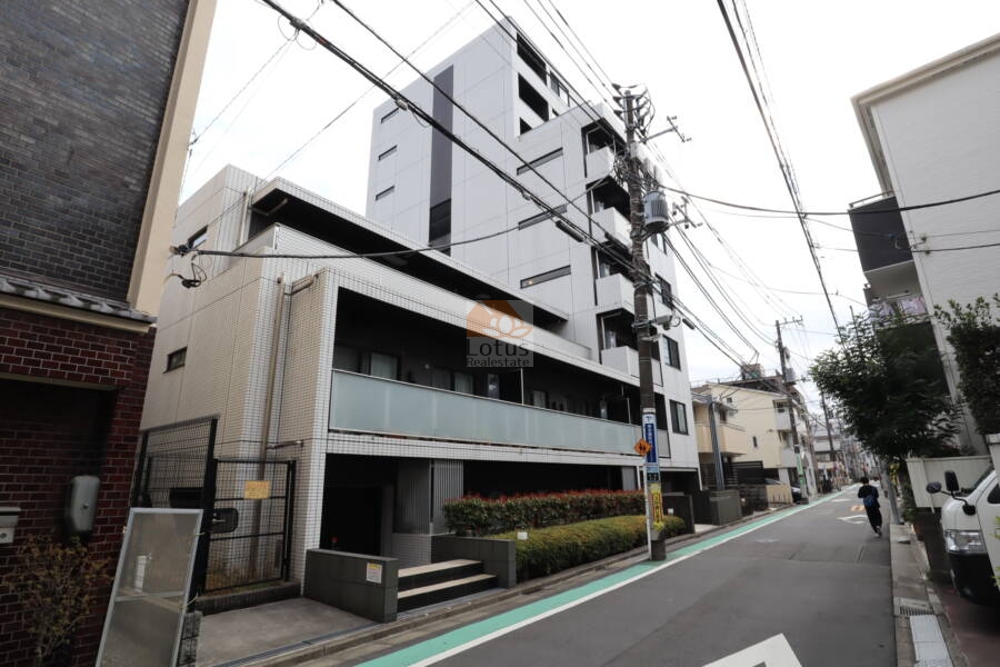 パークレーン渋谷本町外観1