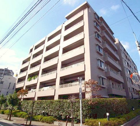 池袋ウエストヒルズ外観２｜池袋ウエストヒルズは平成９年築、地上７階建てのマンションです。西武池袋線・椎名町駅から徒歩５分圏内の住宅街にあります。池袋駅も徒歩圏内です。