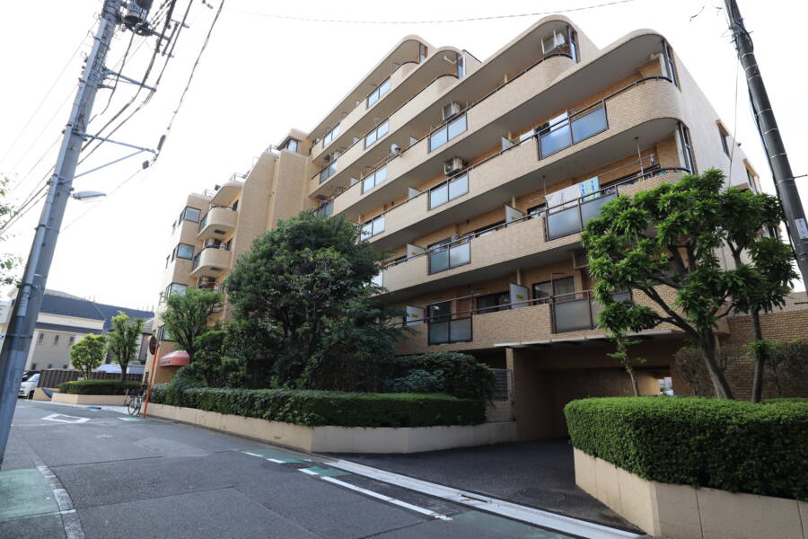 ライオンズマンション堀切菖蒲園第２外観2｜ライオンズマンション堀切菖蒲園第２は昭和６３年築、７階建てのマンションです。