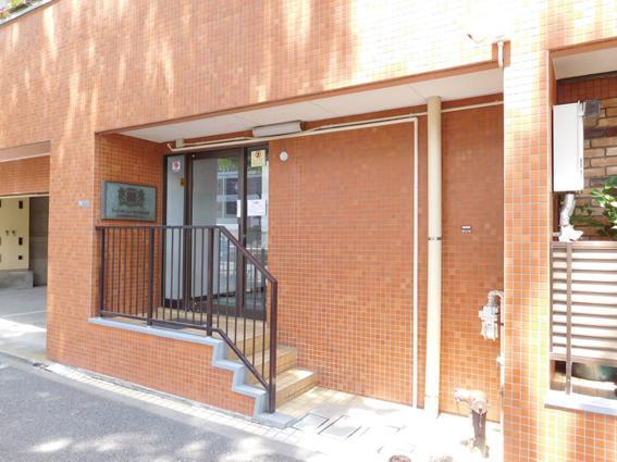 ライオンズマンション西早稲田桔梗エントランス１｜エントランスです。