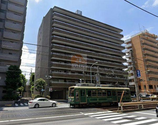 早稲田セントラルハイツ外観５｜早稲田セントラルハイツは昭和５０年築、１０階建てのマンションです。都電荒川線が目の前にあります。神田川も近くです。