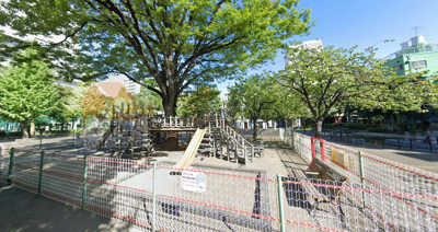 ルミネ浅草-花川戸公園1｜マルエツプチの脇を浅草駅方面に歩いていくと花川戸公園があります。