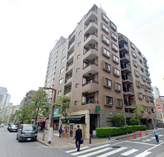 ウィン麻布十番ハラビル外観３｜ウィン麻布十番ハラビルは平成７年築、１１階建てのマンションです。麻布十番の商店街にあり、駅も近く便利な立地です。