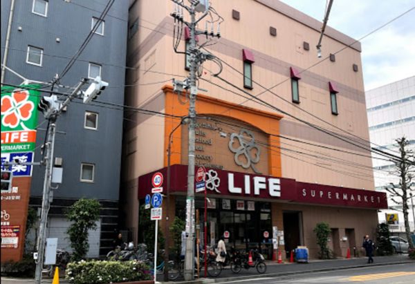 ライフ神田和泉町店大｜徒歩4分に「ライフ神田和泉町店」があります。