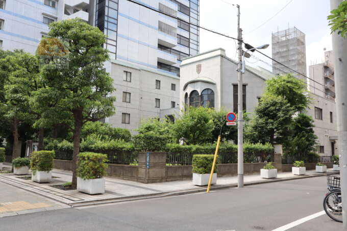 カトリック浅草教会｜ムサシノコート浅草橋はカトリック浅草教会に隣接しています。静かな環境となっています。