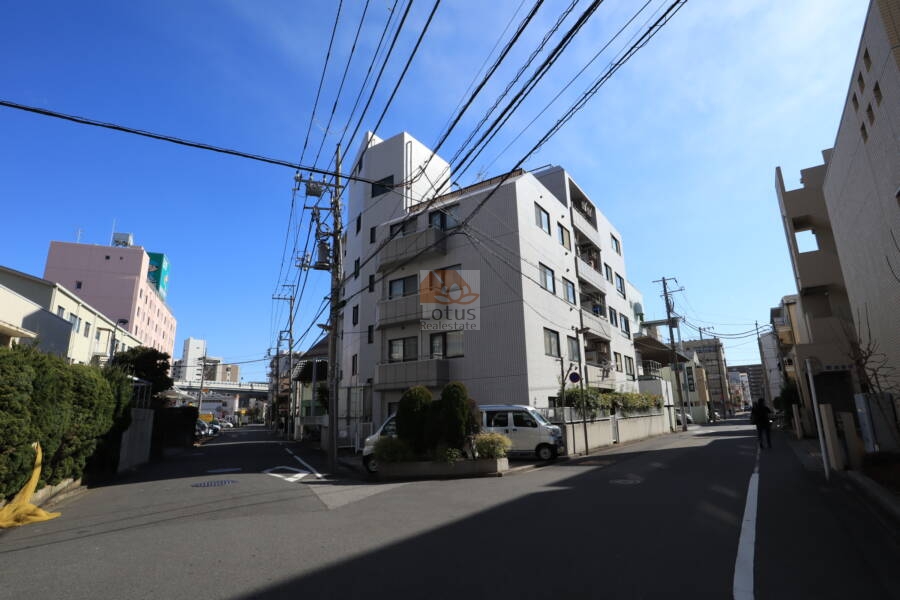 コートファミリア外観1｜コートファミリアは平成3年築、５階建てのマンションです。