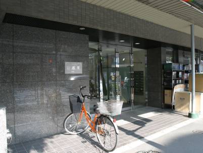 シーアイマンション日暮里エントランス｜エントランスはオートロック完備しています。