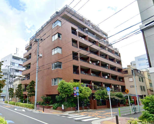 藤和八丁堀コープ外観１｜藤和八丁堀コープは昭和53年築、９階建てのマンションです。最寄り駅は日比谷線他「八丁堀」駅です。有楽町線「新富町」駅も利用可です。南側には「区立中央小学校」があります。
