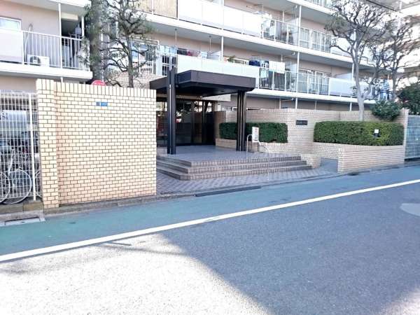 立石南ハウス外観 (3)｜エントランスです。