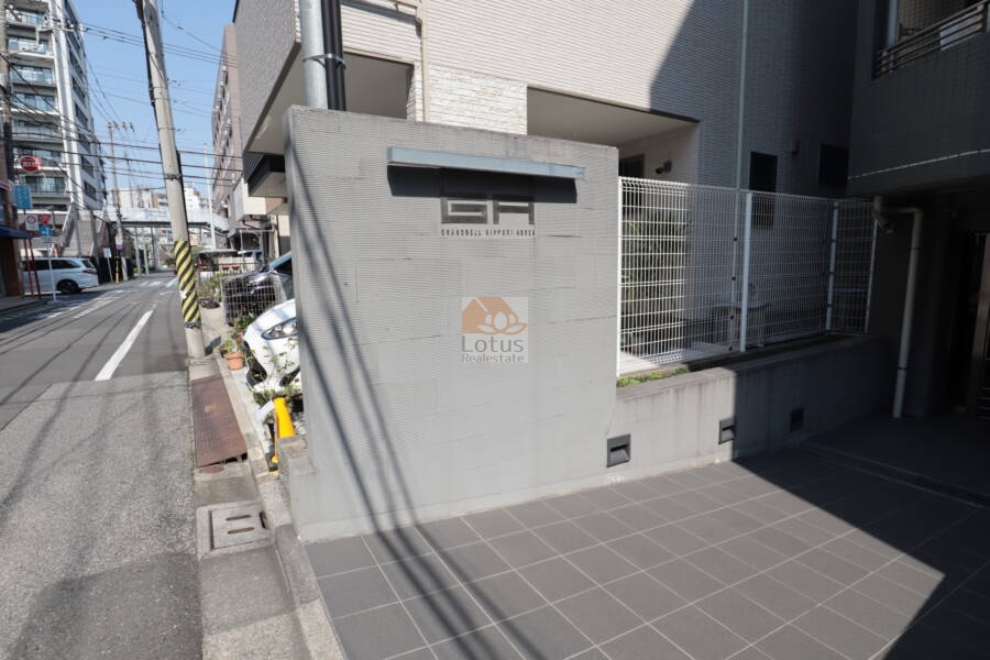 グランベル日暮里アスリアエントランス1