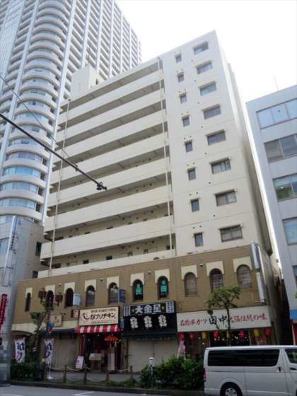 藤和池袋コープ外観１｜藤和池袋コープは地上１０階建てのマンションです。池袋駅徒歩圏内です。