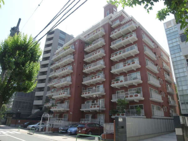 ＮＫ麹町コータース_外観1｜ＮＫ麹町コータースは地上１１階建てのマンションです。番長学園通り沿いにあります。斜向かいに東郷元師記念公園があります。