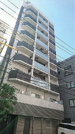 グラントゥルース本郷は平成２３年築、１０階建てのマンションです。本郷三丁目駅が近くて便利です。御茶ノ水駅、水道橋駅も徒歩圏内です。