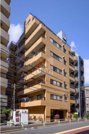 ライオンズマンション駒込第５外観２｜ライオンズマンション駒込第５は昭和58年築、8階建てのマンションです。
