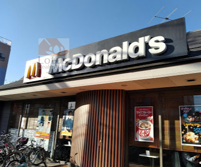 マクドナルド 蔵前橋通り北小岩店｜「マクドナルド 蔵前橋通り北小岩店」まで徒歩３分です。ドライブスルーがあります。