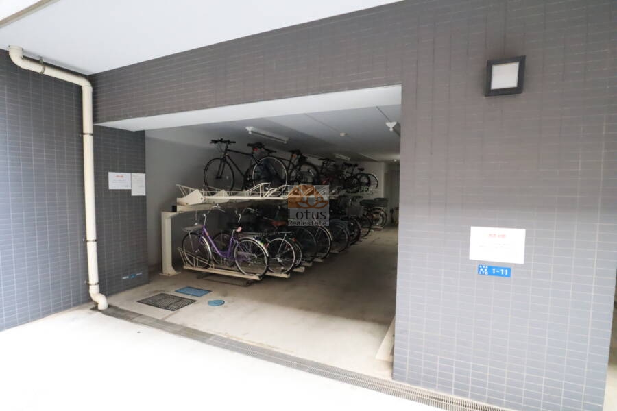 ラグラースダイヤモンドマンション秋葉原 (2)｜駐輪場はあります。