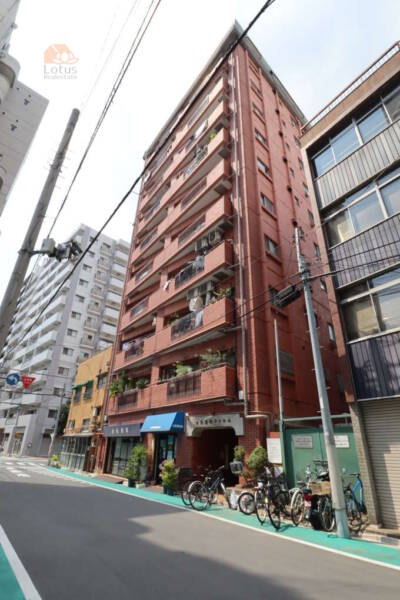 鳥越尾形シャルム外観1｜鳥越尾形シャルムは昭和５７年築、１１階建てのマンションです。