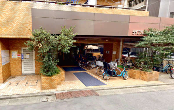 ダイアパレス御徒町第３外観２｜エントランスです。オートロック付きで安心です。