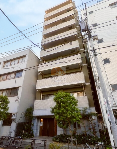 ジェイパレス浅草今戸は平成21年築、9階建てのマンションです。