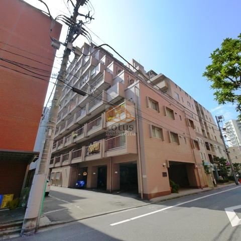マンション三田9｜マンション三田は昭和50年築、９階建てのマンションです。