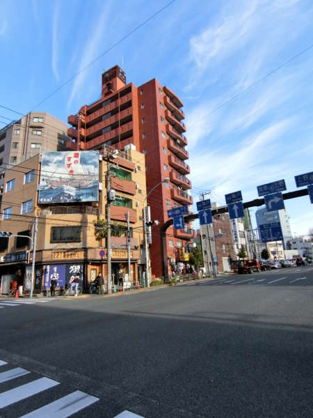 モナークマンション根岸外観共用部6｜三ノ輪駅から近く利便性の良い立地です。