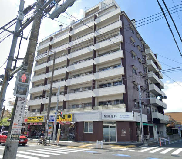 日商岩井上高田マンション外観２｜日商岩井上高田マンションは昭和４６年築、１１階建てのマンションです。落合駅、東中野駅が徒歩５分圏内にあります。