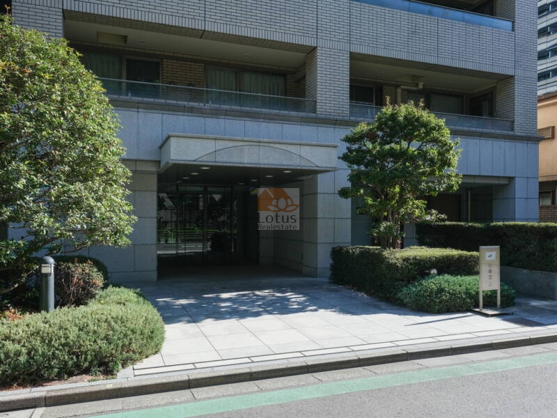 フォルム六番町エントランス１