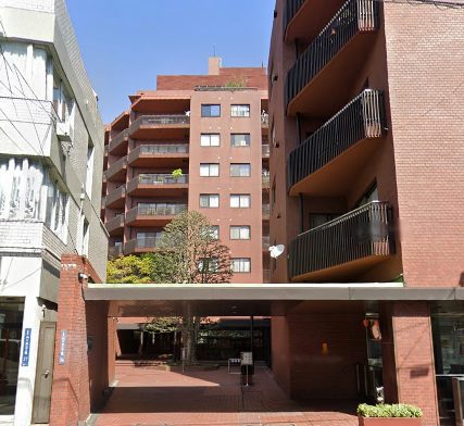 東高代々木ペアシティ外観１｜東高代々木ペアシティは昭和５２年築、９階建てのマンションです。