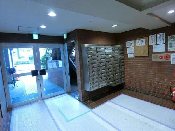 北千住ダイヤモンドマンション外観２｜エントランスです。