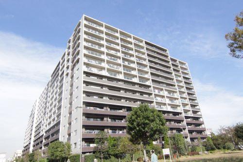 東京スイート・レジデンス外観１｜東京スイートレジデンスは平成２０年築の１５階建てです。