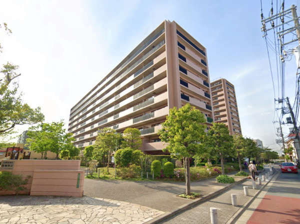 コスモステージ荒川遊園サウスリッジ外観１｜コスモステージ荒川遊園サウスリッジは平成１２年築の１５階建てです。南側には公園があるため日当たり良好です。