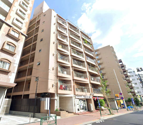 西日暮里サマリヤマンション外観５｜西側は尾竹橋通りに面しています。